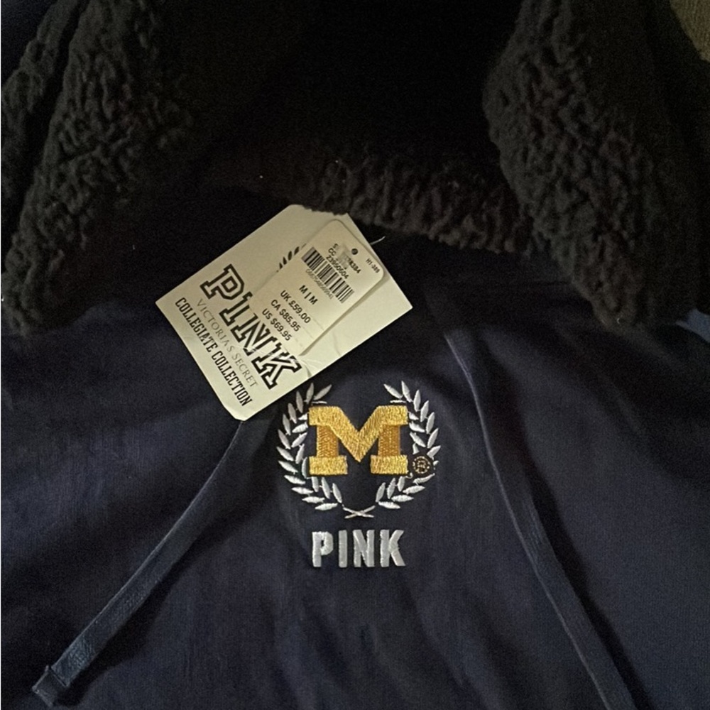 PINK U of M Fleece-lined Hoodie 💛💙